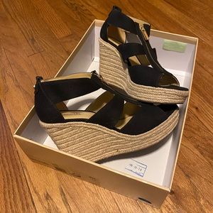 Michael Kors Damita Wedge, Black, Size 9